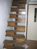 zeer apart deze houten trap
